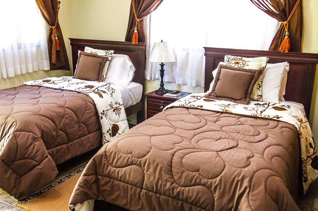 Hostal Saint Mary'S Табабела Экстерьер фото